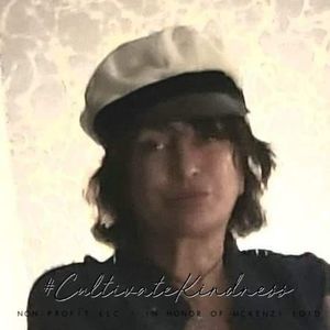 Meet your Posher, Alina